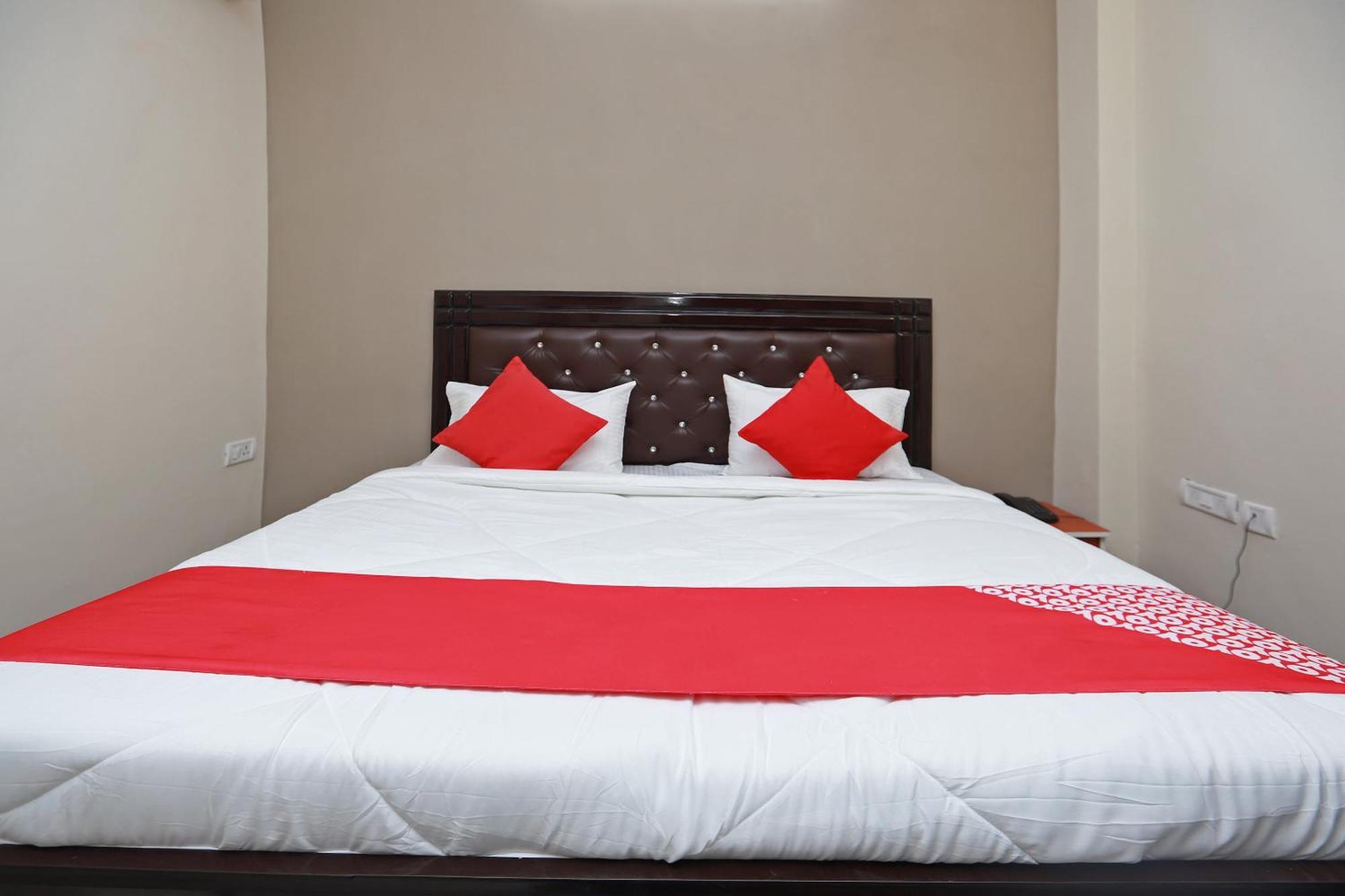 Hotel O Silverline Residency Faridabad Exterior foto