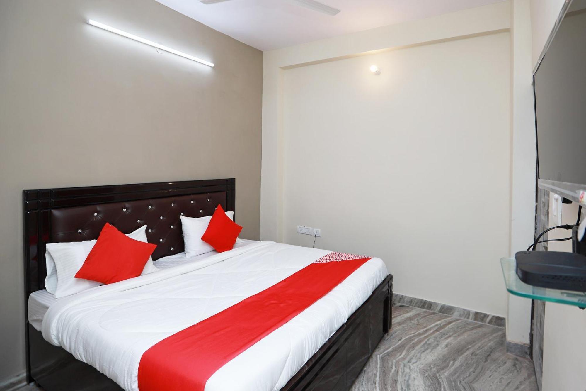 Hotel O Silverline Residency Faridabad Exterior foto